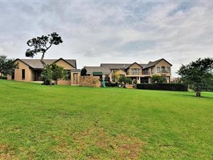 7 Bed House in Mooikloof Heights