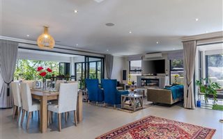 4 Bedroom House in Jamestown
