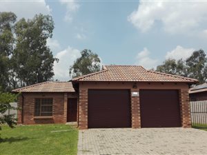 3 Bedroom Townhouse in Clayville
