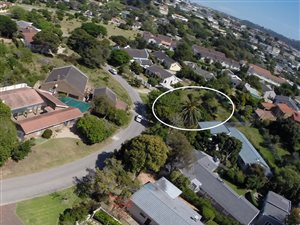 800 m² Land available in Seaside Longships