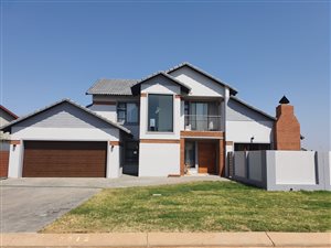 5 Bed House in Irene