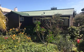 4 Bedroom House in Herolds Bay