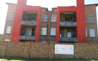 2 Bedroom Apartment in Highveld Park
