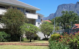 2 Bedroom Apartment in Rondebosch