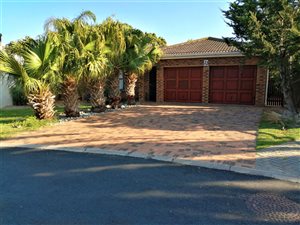 3 Bed House in Blouberg Sands