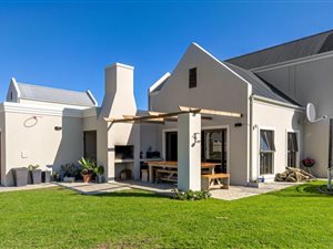 4 Bed House in Admirals Park