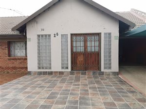 3 Bed House in Nirvana