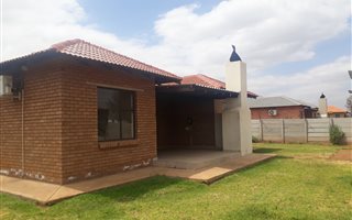4 Bedroom House in Onverwacht