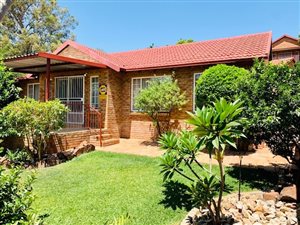 3 Bed Townhouse in Waterkloof Park