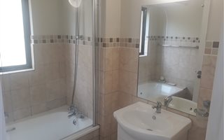 2 Bedroom Flat in Sheffield Beach