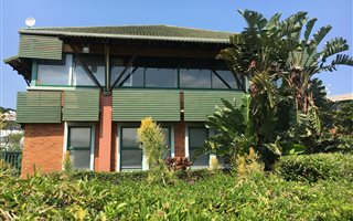 230 m² Commercial space in New Town Centre (Gateway)