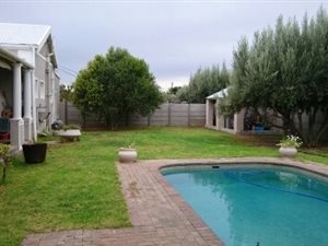 4 Bed House in Somerset East