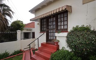 2 Bedroom House in University Estate