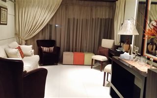 2 Bedroom Apartment in Houghton Estate