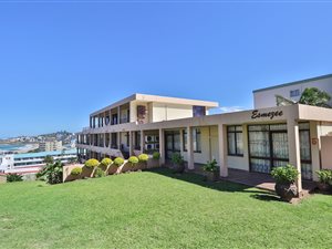 3 Bed Apartment in Uvongo