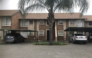 2 Bedroom Apartment in Glen Marais