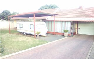 3 Bedroom House in Elsburg