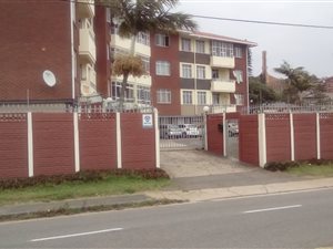 2 Bedroom Flat in Montclair