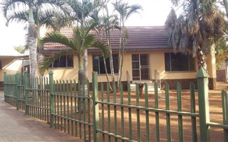 3 Bedroom House in Phalaborwa