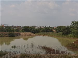 832 m² Land available in Six Fountains Estate