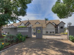2 Bed Townhouse in Corlett Gardens