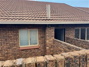 3 Bed House in Doornpoort and surrounds