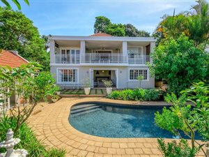4 Bed House in Morningside