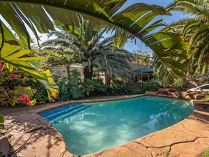 4 Bed House in Fishers Hill