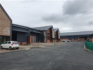 879 m² Industrial space in Dainfern
