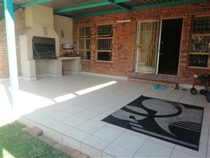 3 Bedroom Duplex in Elarduspark