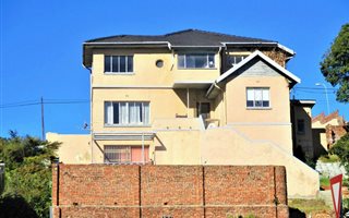 5 Bedroom House in Mount Croix