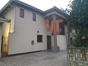 6 Bed House in New Germany
