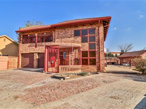 3 Bed House in Mackenzie Park
