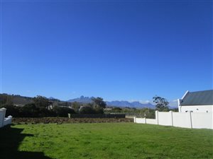 819 m² Land available in Croydon Vineyard Estate