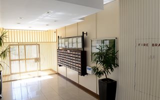 Bachelor apartment in Parktown