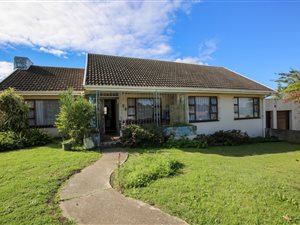 3 Bed House in Amalinda