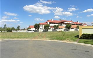 871 m² Land available in Savannah Country Estate