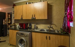 3 Bedroom House in Mnandi AH