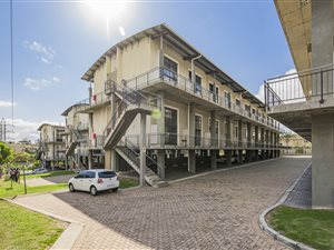 Loft in Taybank