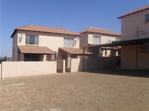 2 Bed Duplex in Witpoortjie