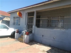 4 Bed House in Sydenham