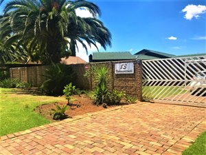 4 Bed House in Sunward Park