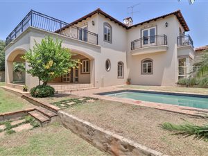 4 Bed House in Dainfern Golf Estate