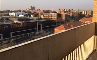 1 Bedroom Flat in Parktown