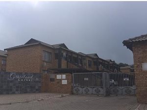 2 Bed House in Elspark