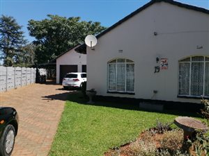 4 Bed House in Krugersrus