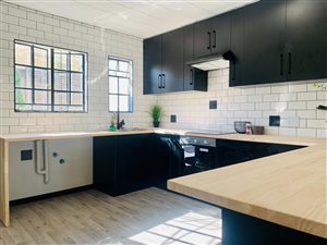 3 Bed Townhouse in Sterrewag