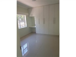 1 Bed Garden Cottage in Lombardy East