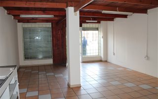 62 m² Commercial space in Rosettenville