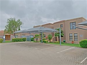 2 Bed Townhouse in Jansen Park